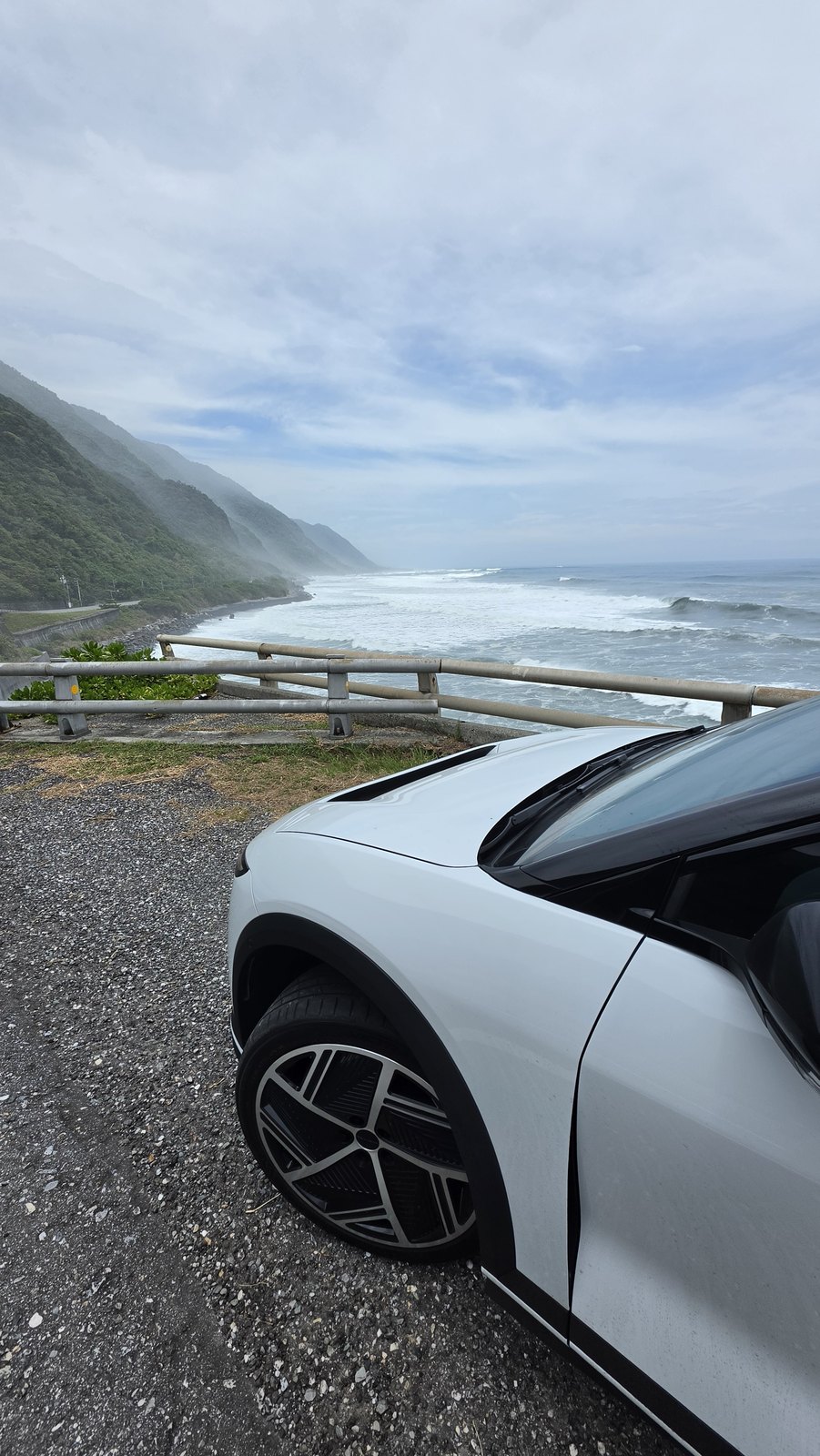 台11 海岸線。這是全趟最省電的路段，0.284 %SOC/km；最耗電的反而是回台北的國道。